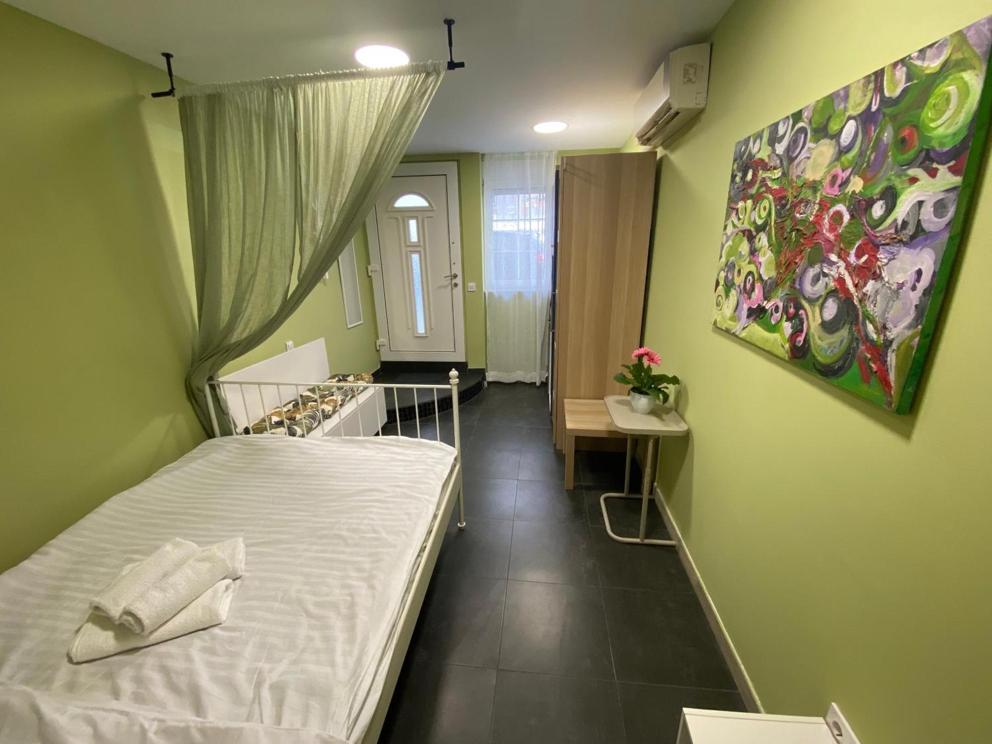 Ferienwohnung Nirvana'S Compact Studio Thessaloniki Exterior foto